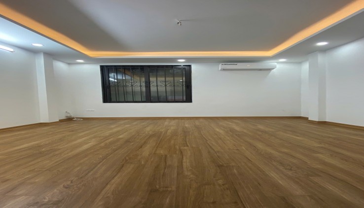 Bán nhà riêng ngõ 147 Tân Mai 5 tầng, ngõ thông, vị trí đẹp ngay chợ đầu mối